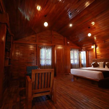 Wanders In -Travel Company Hotell Madikeri Exteriör bild