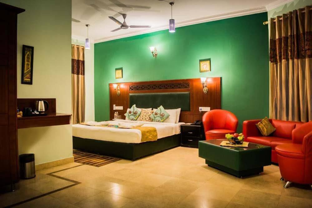 Wanders In -Travel Company Hotell Madikeri Exteriör bild