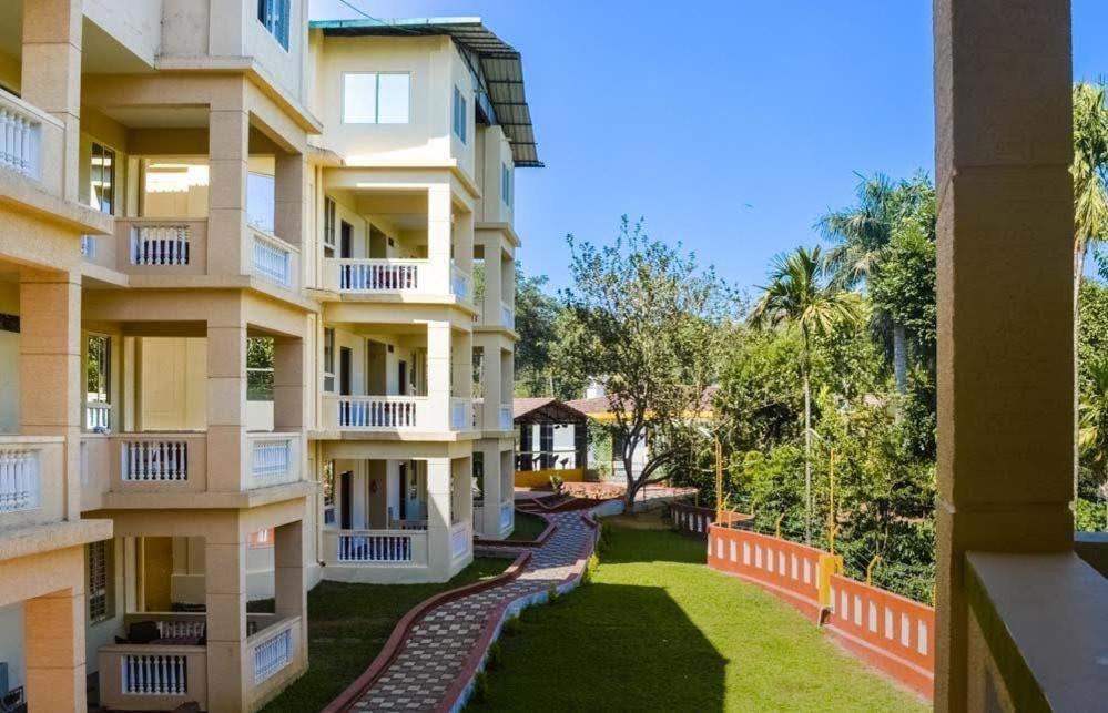 Wanders In -Travel Company Hotell Madikeri Exteriör bild