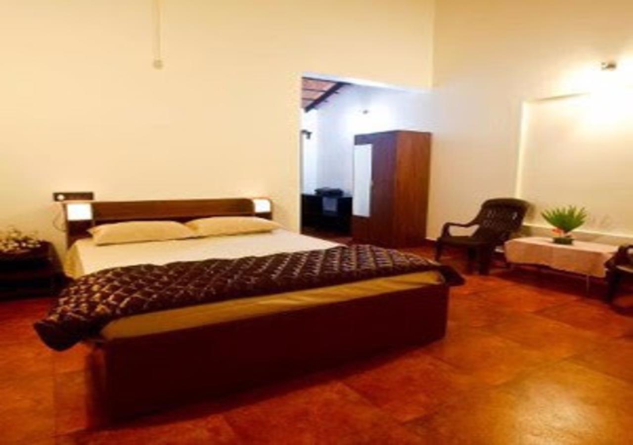 Wanders In -Travel Company Hotell Madikeri Exteriör bild